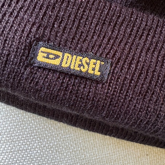 Diesel Black Ribbed Beanie Hat, One Size - Picture 3 of 4